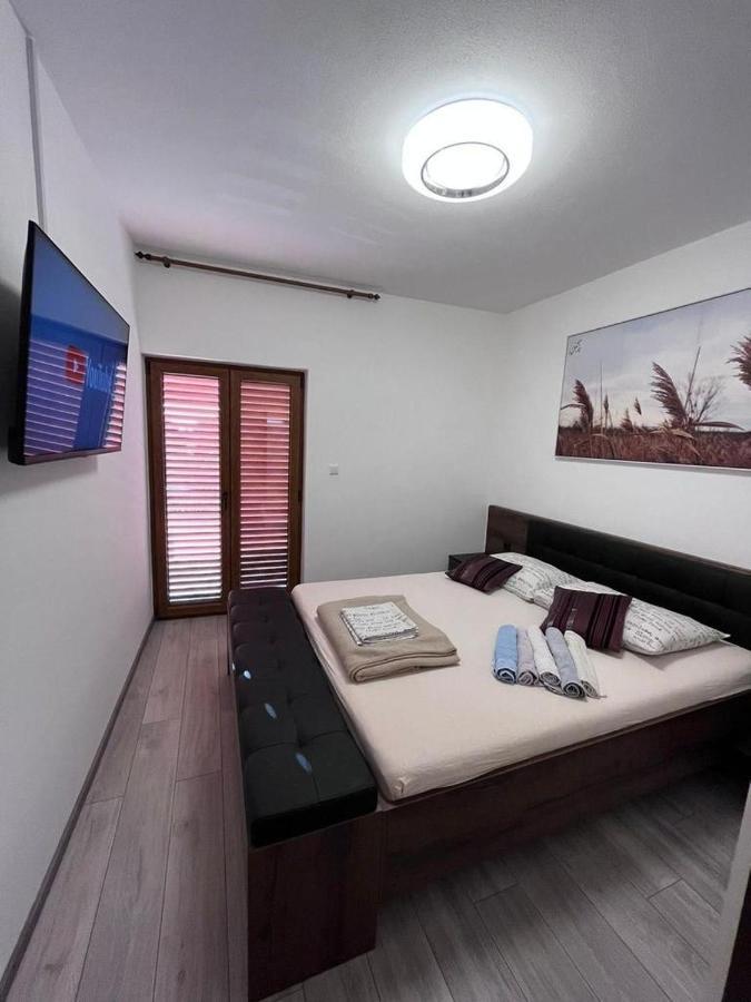 Holiday Apartment Lungomare Privlaka  Esterno foto