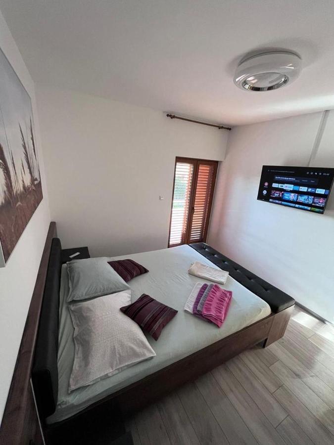 Holiday Apartment Lungomare Privlaka  Esterno foto